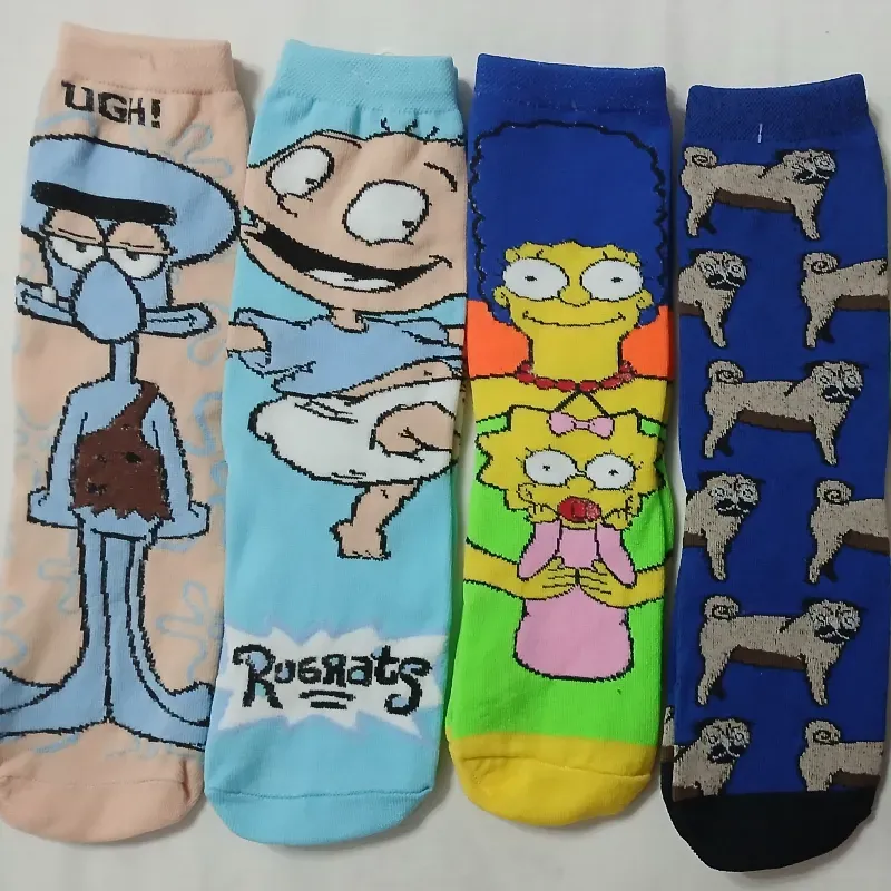 Medias largas con diseños