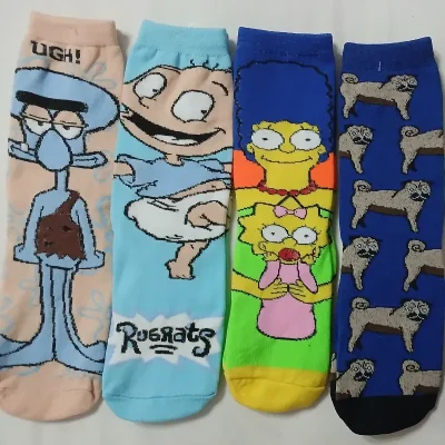 Medias largas con diseños