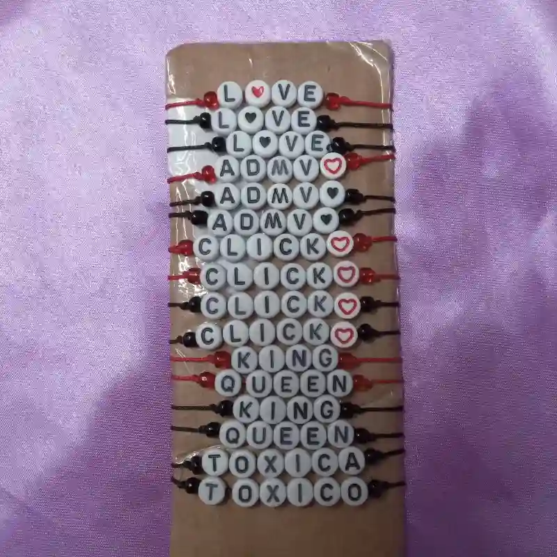 Pulseras de letras