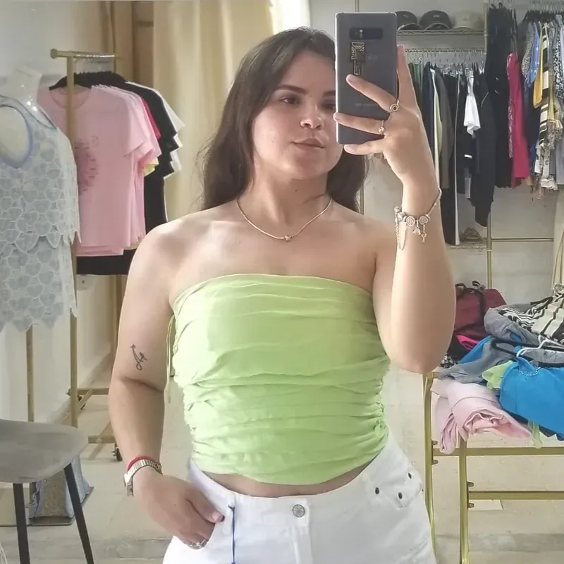 Top verde rizado Mango