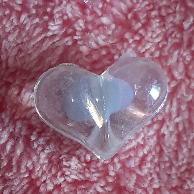 Corazón mediano ancho centro azul