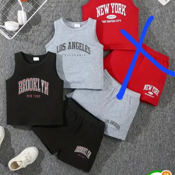 Conjunto de niño de short y camiseta