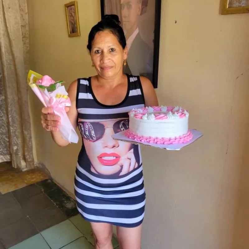 ✨Cake + Ramo Sencillo ✨