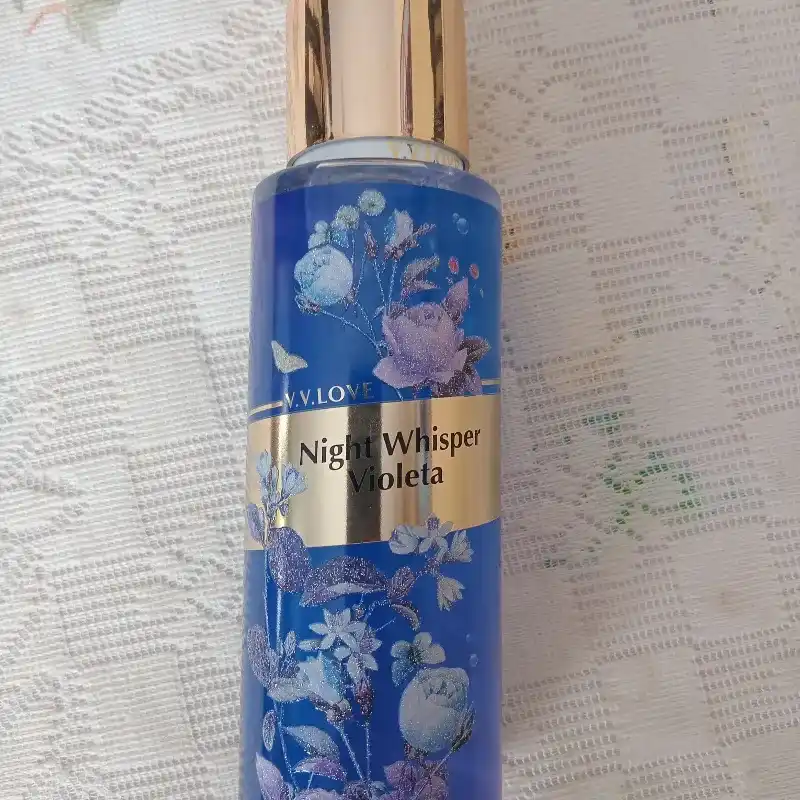 Colonia Night Whisper Violeta. 250 ml