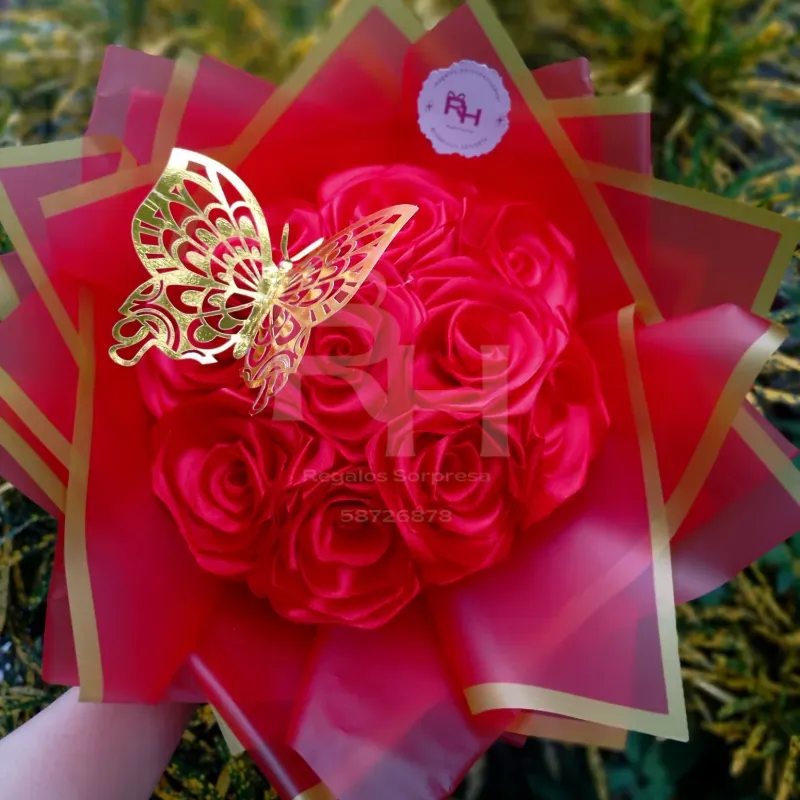 Ramos de 10 rosas eternas