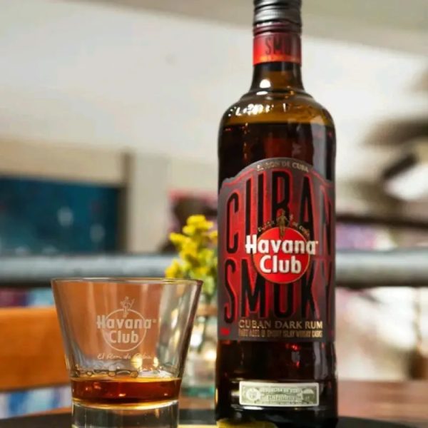 Ron Havana Club Smoking