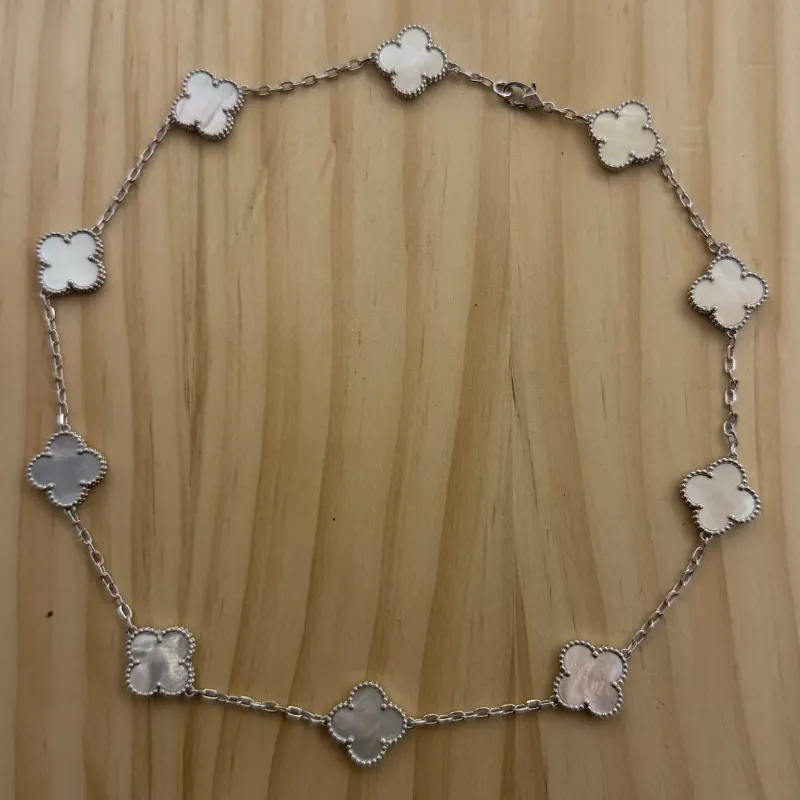 Cadena Van Cleef blanca