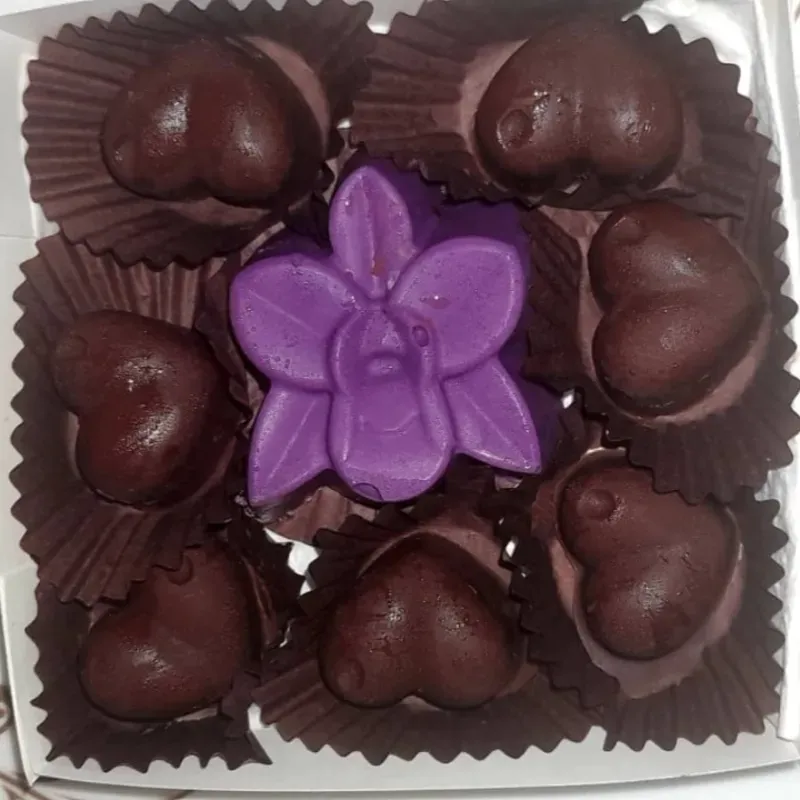 Flores com corazones