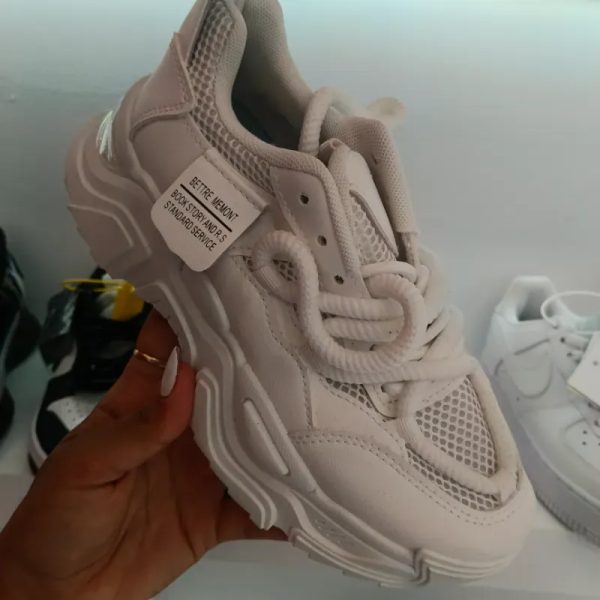 Zapatos blancos