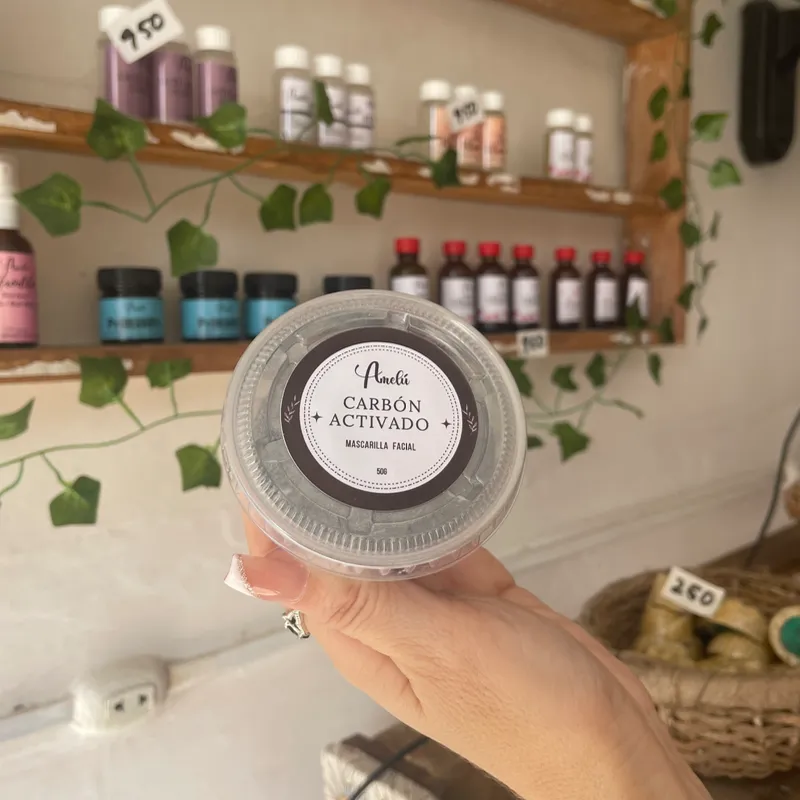 Mascarilla facial de carbón activado ✔