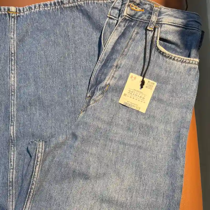 Pantalón de mezclilla ZARA