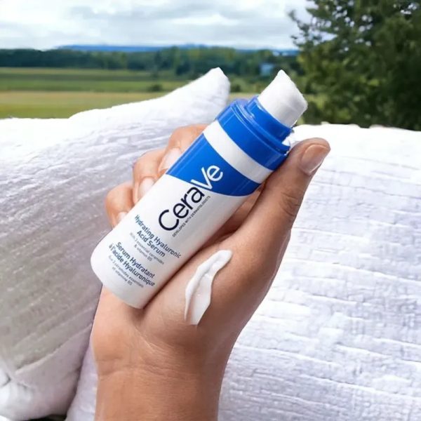  CeraVe Hydrating Hyaluronic Acid Serum: El Secreto de la Hidratación Profunda