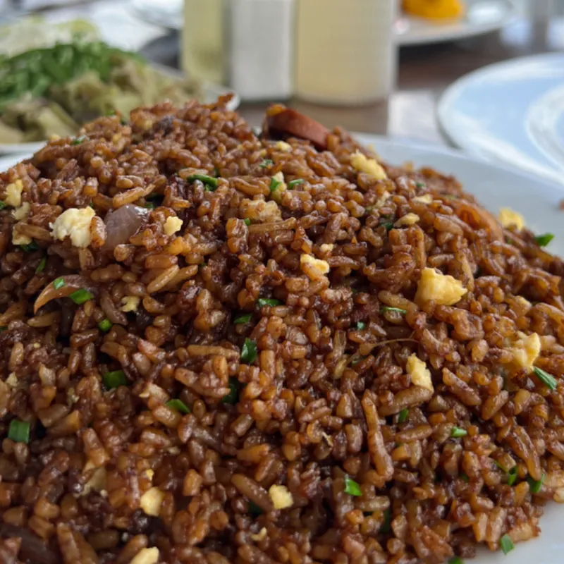 Arroz frito para dos sin camarones