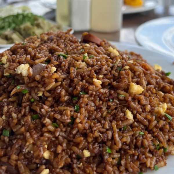 Arroz frito para dos sin camarones
