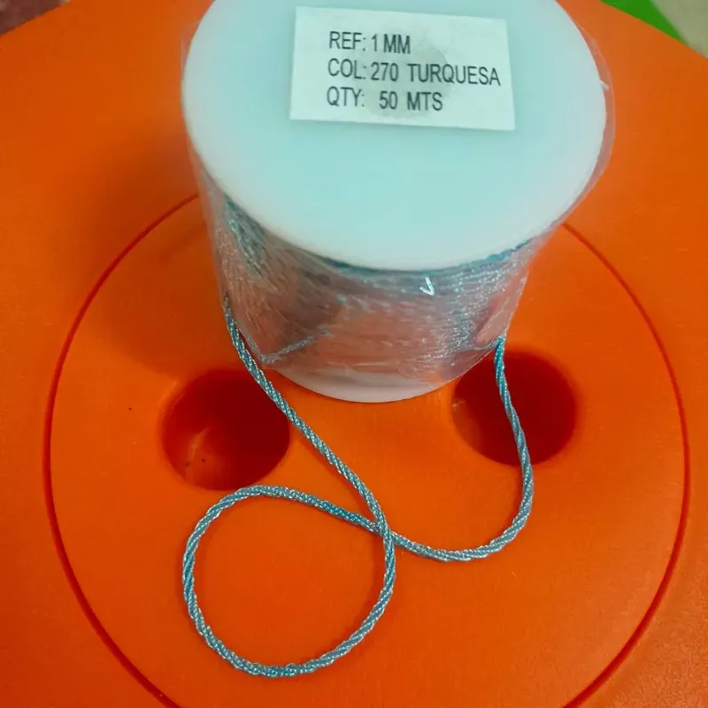 Hilo turquesa