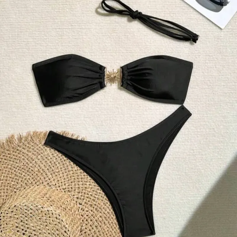 Bikinis de tope negro
