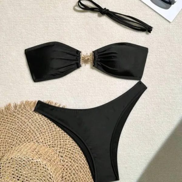 Bikinis de tope negro