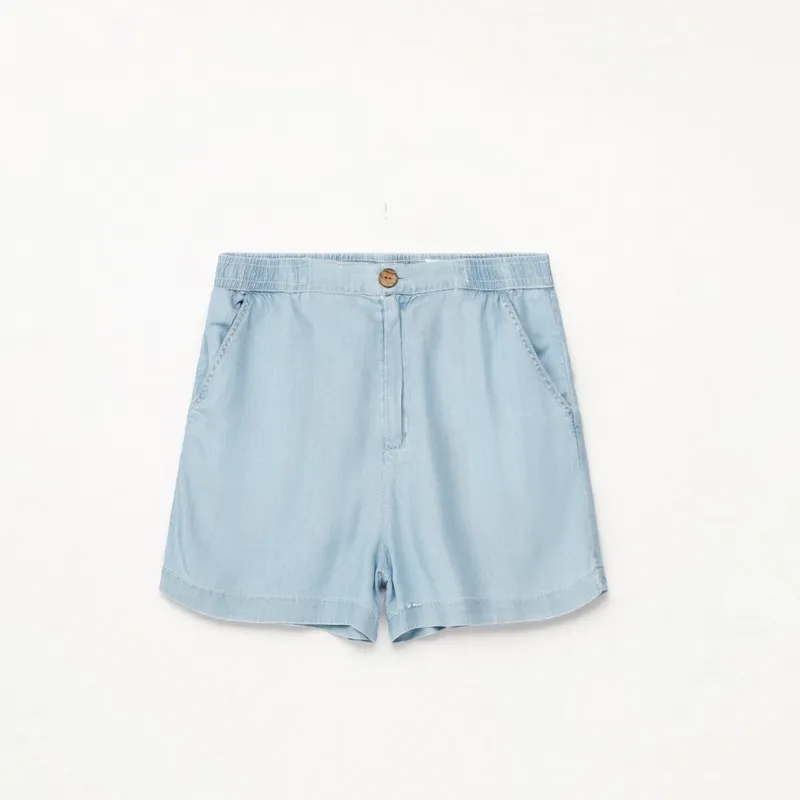 Short tipo mezclilla