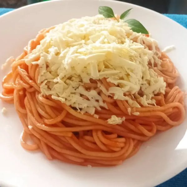 Espaguetis de queso gouda