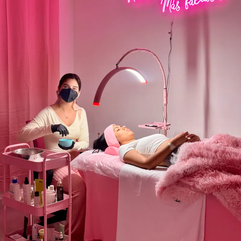 HIGIENE PROFUNDA FACIAL Y DE ESCOTE