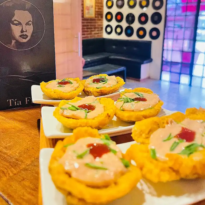 Tostones Rellenos de atún