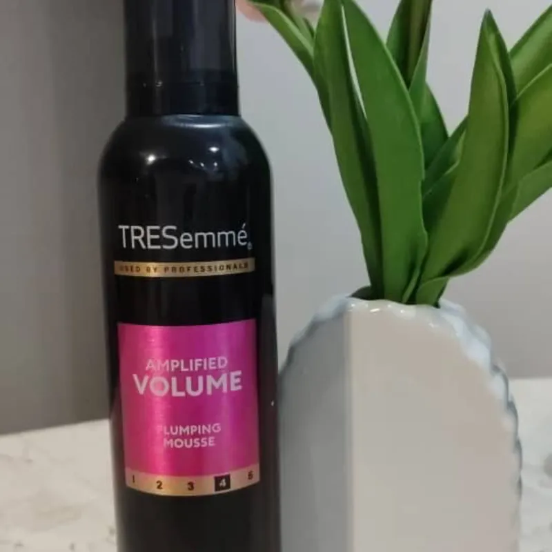 Espuma para pelo rizado