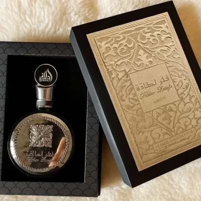 Fakhar Black / perfume árabe original