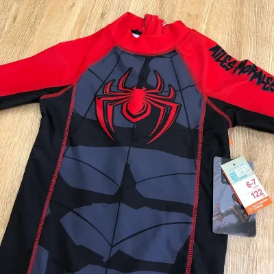 Traje de baño de Spiderman
