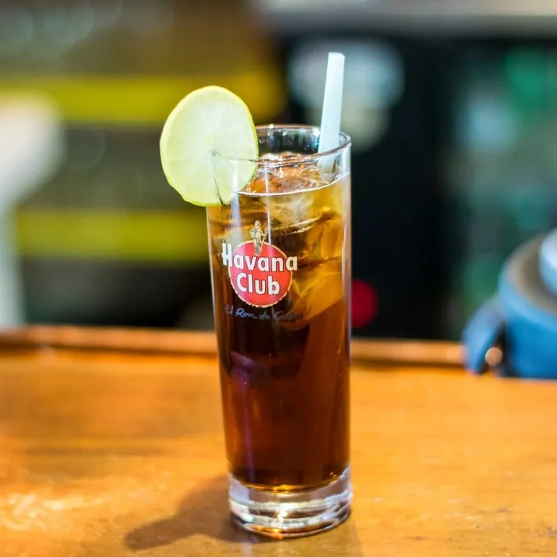Cóctel Cubata