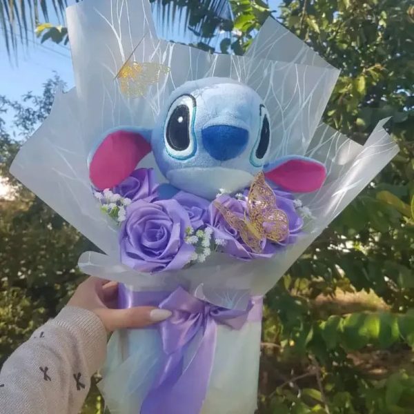Ramo de 6 rosas eternas y peluche