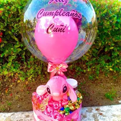 Stitch con globo burbuja
