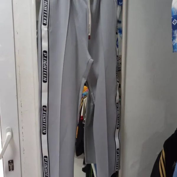 Pantalón Gris