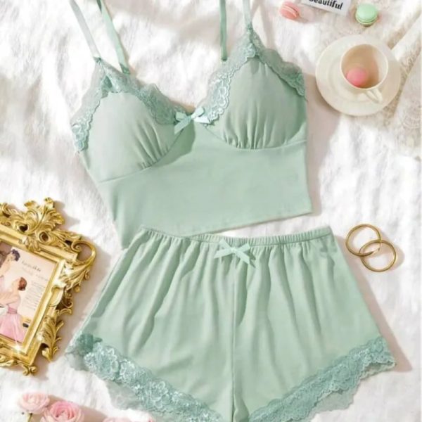 Pijama de 2 piezas color verde claro