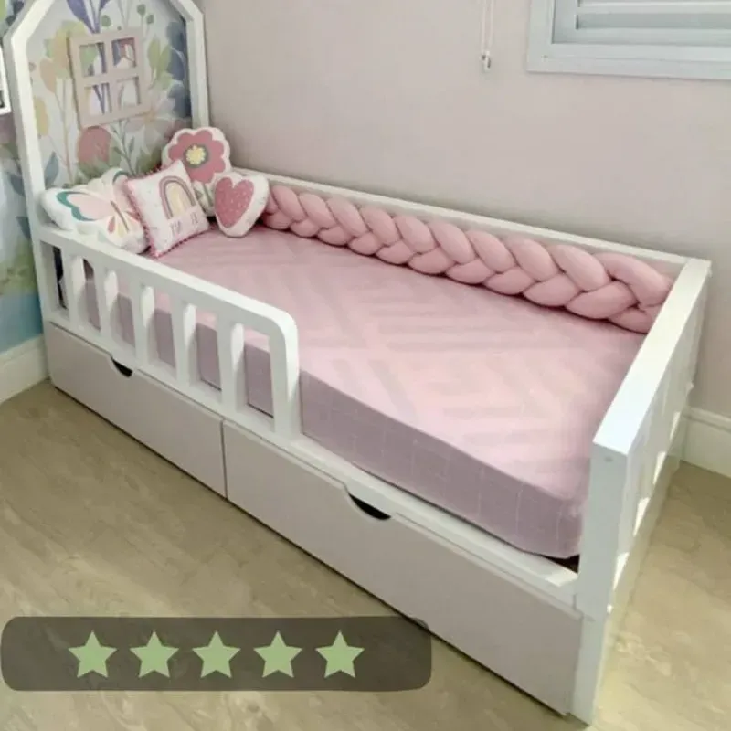 Camita infantil tipo casita con gavetas