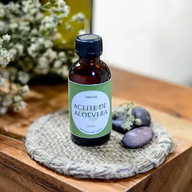 Aceite de Aloe vera ( oleato) 