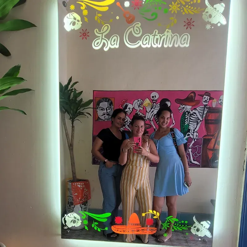 Espejo retroiluminado