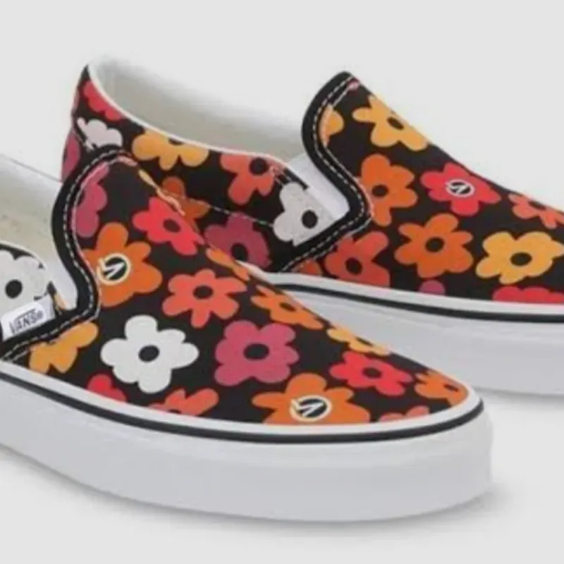 Emblemáticas zapatillas Vans sin cordones Slip-On de Flores