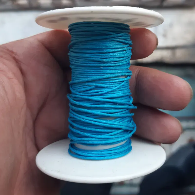 CORDONCILLO ENCERADO 1 MM 1 METRO