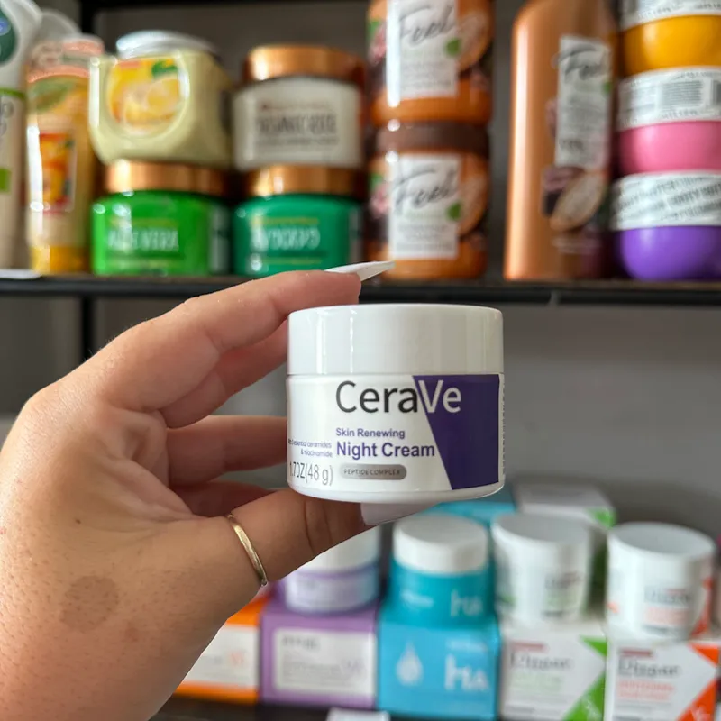 CeraVe Skin Renewing Night Cream | Regenera y mima tu piel mientras duermes