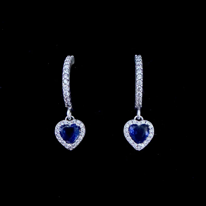 Argollas de corazón brillo azul oscuro