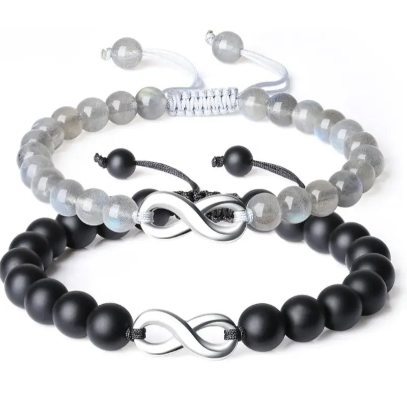 Pulseras de Pareja: Símbolo de Infinito y amor eterno. Disponible en dorado