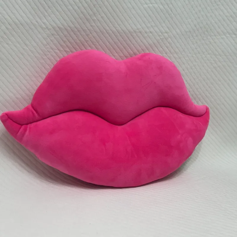 Cojín en forma de beso