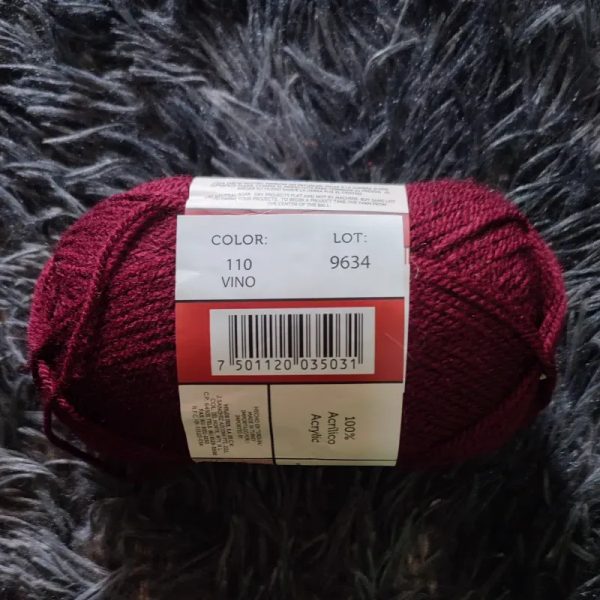 Estambre rojo vino
