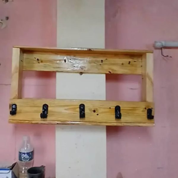 Repisa para colgar carteras, llaves, etc