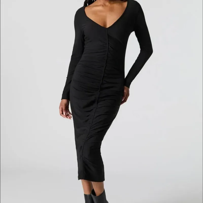 Maxi black dress.