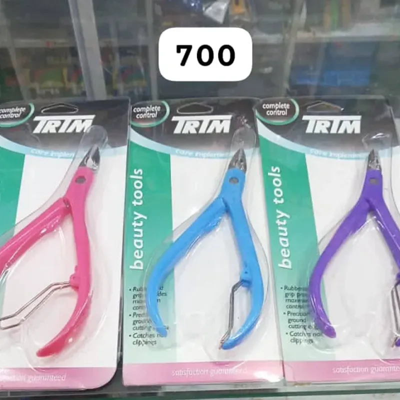 Alicates para cutículas de uñas