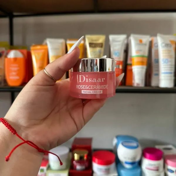 Crema de rosas y ceramidas