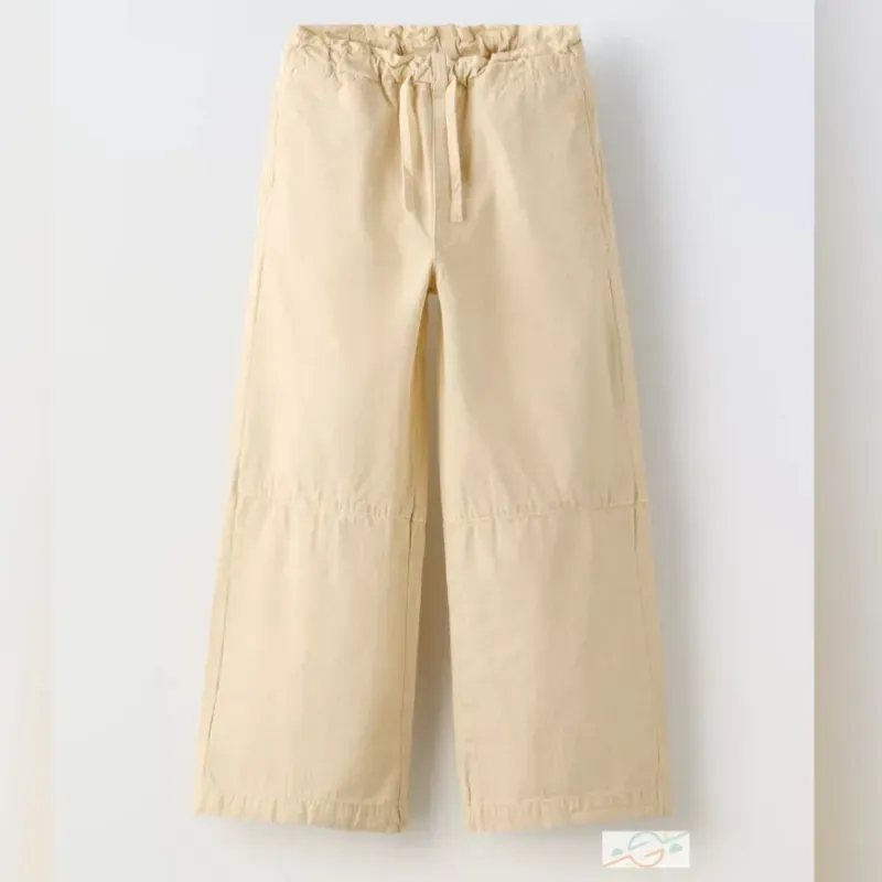 Pantalón amarillo ZARA