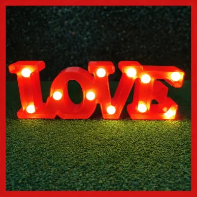 Lámpara led decorativa LOVE rojo