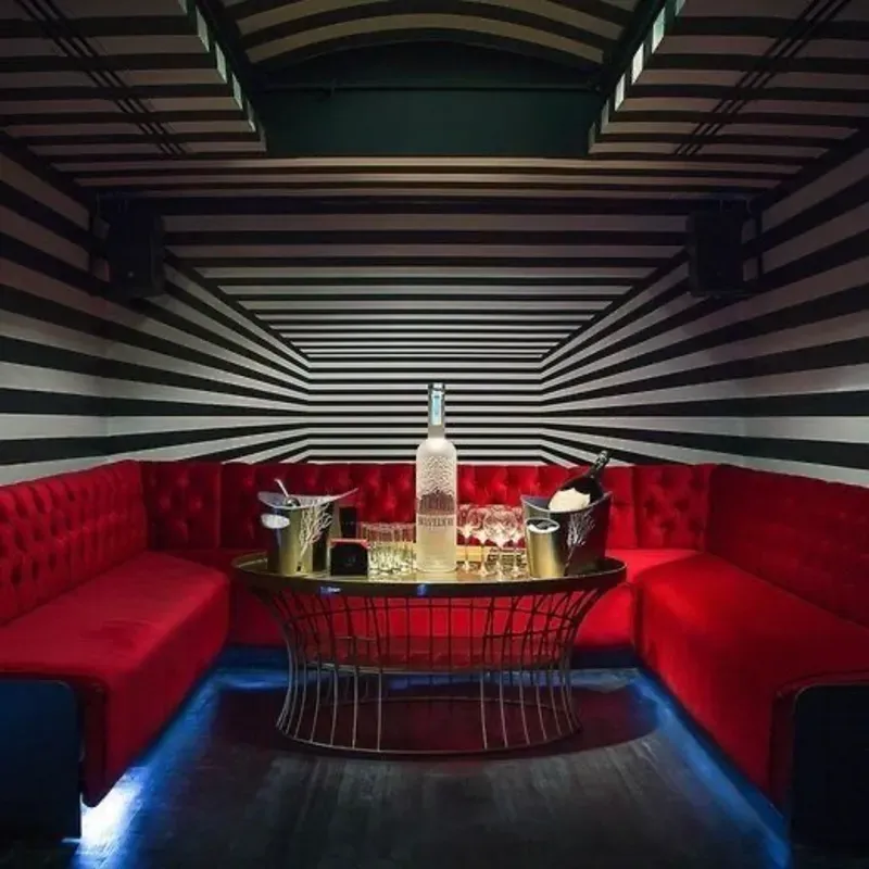 Muebles para Bares 21